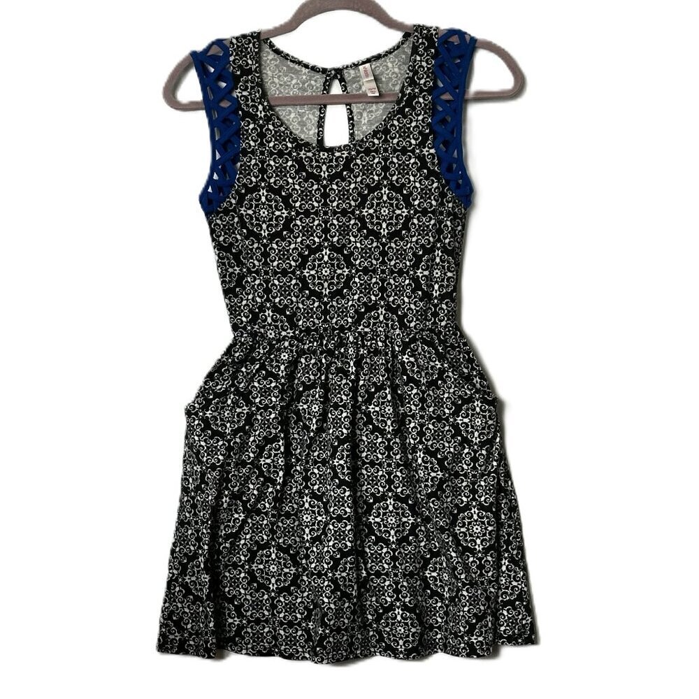 Cute Black and White Mini Dress With Blue Design Sleeves Size XSmall